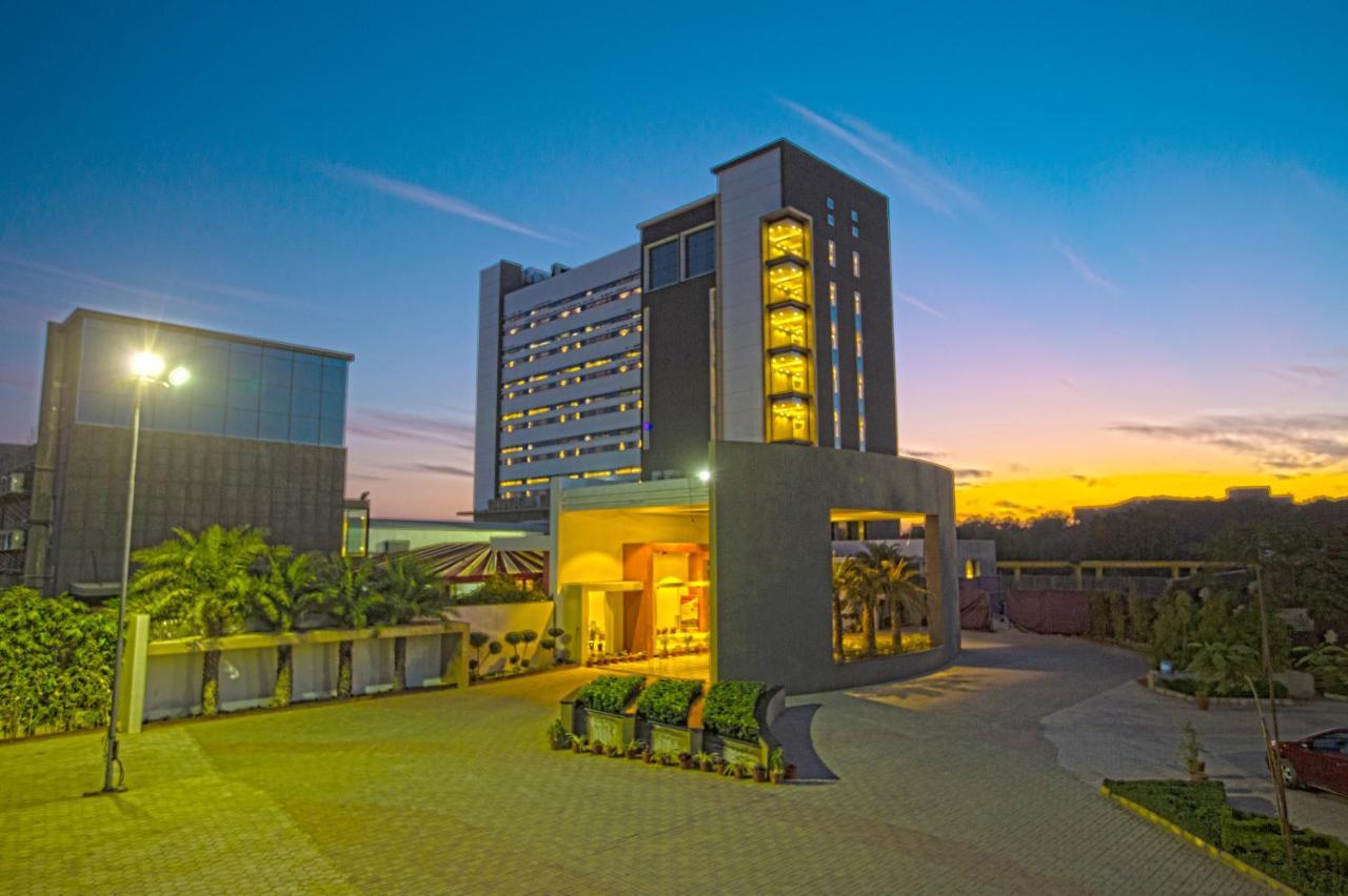 Hotel Kasturi Orchid Pal Ngoại thất bức ảnh
